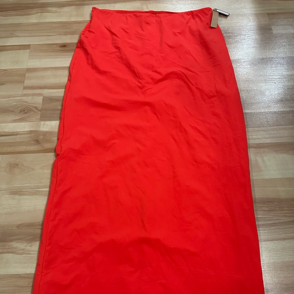 Skims Coral Tube Skirt
